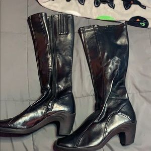 Tall black Boots